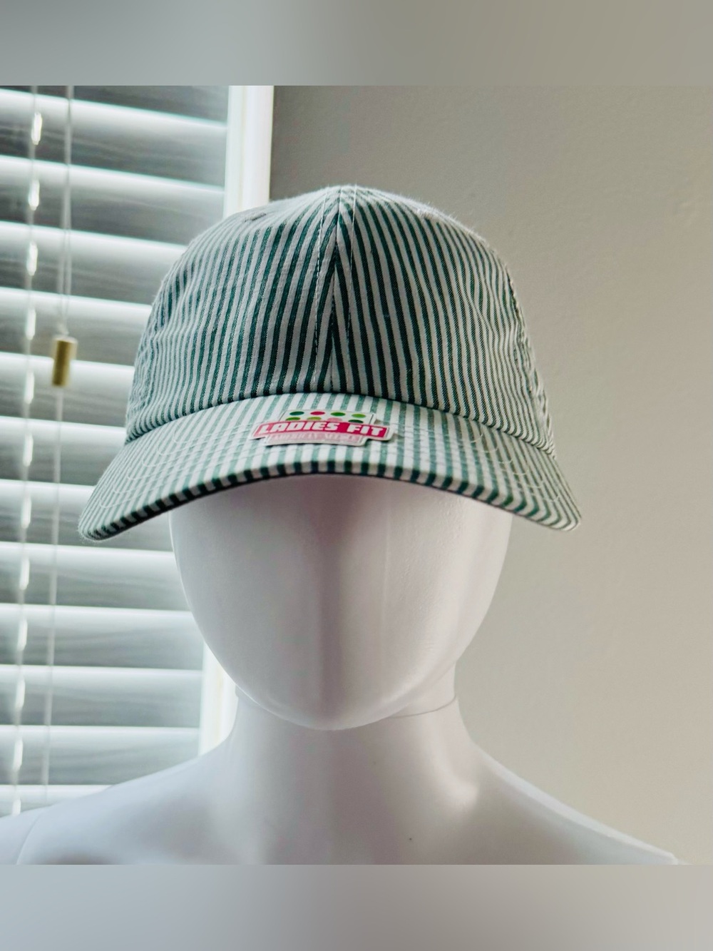 American Needle Womens NEW Ladies Fit White Green Stripe Golf Baseball Cap Hat. - Picture 2 of 15